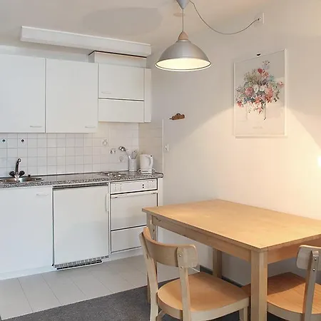 Touring - Three Bedroom *