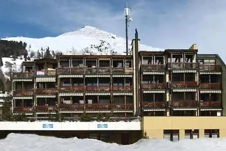 Touring - Three Bedroom Davos